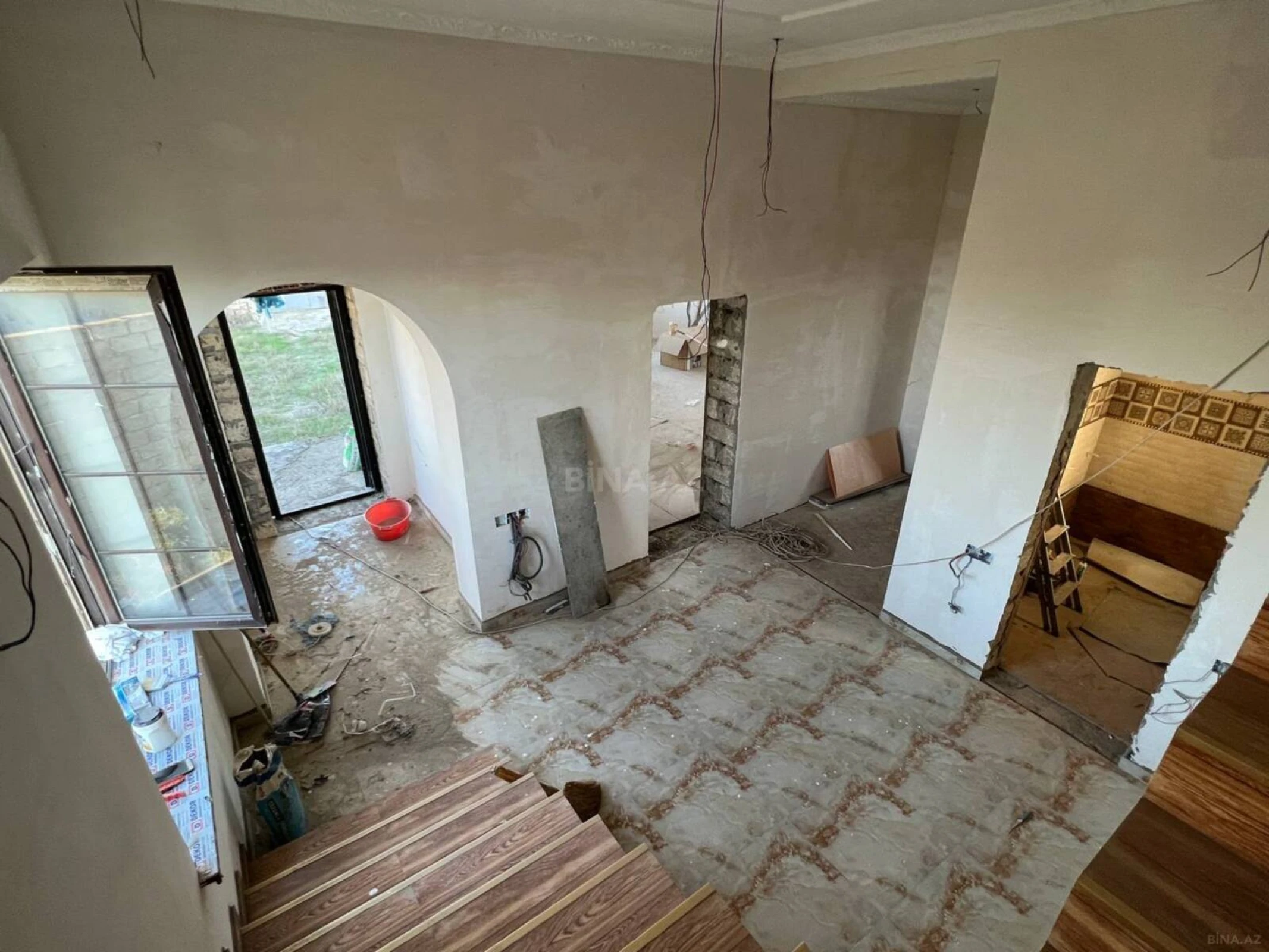 Satılır 4 otaqlı həyət evi 185 m²