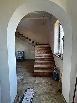 Satılır 4 otaqlı həyət evi 185 m²