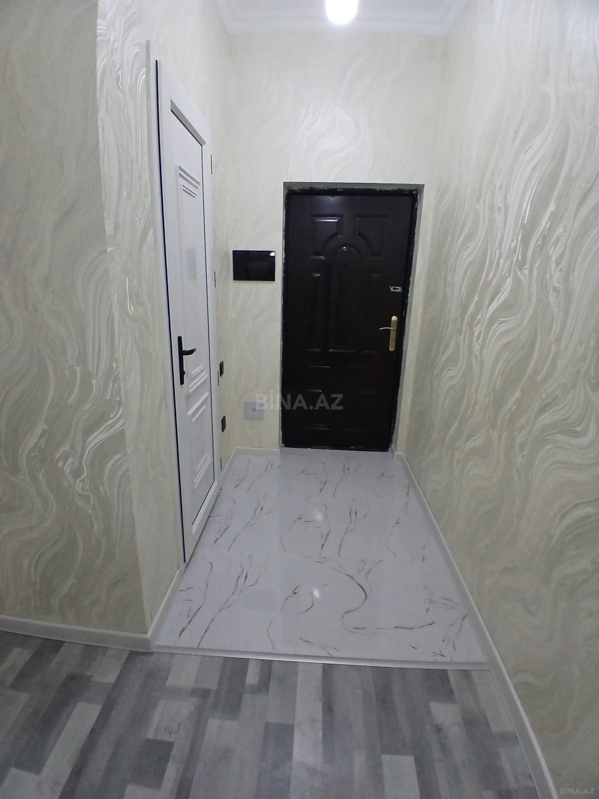 Satılır 2 otaqlı mənzil 53 m²