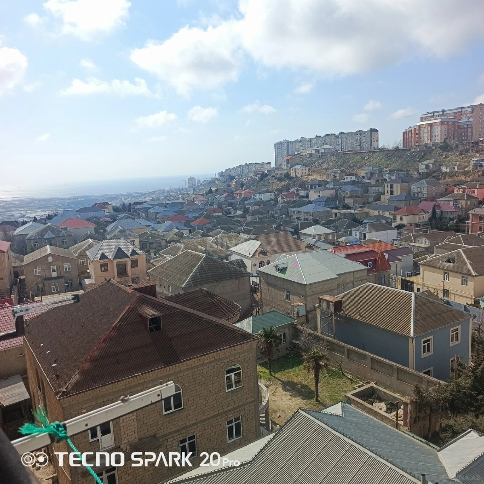 Satılır 2 otaqlı mənzil 68 m²
