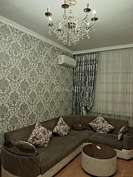 Kirayə verilir 2 otaqlı mənzil 60 m²