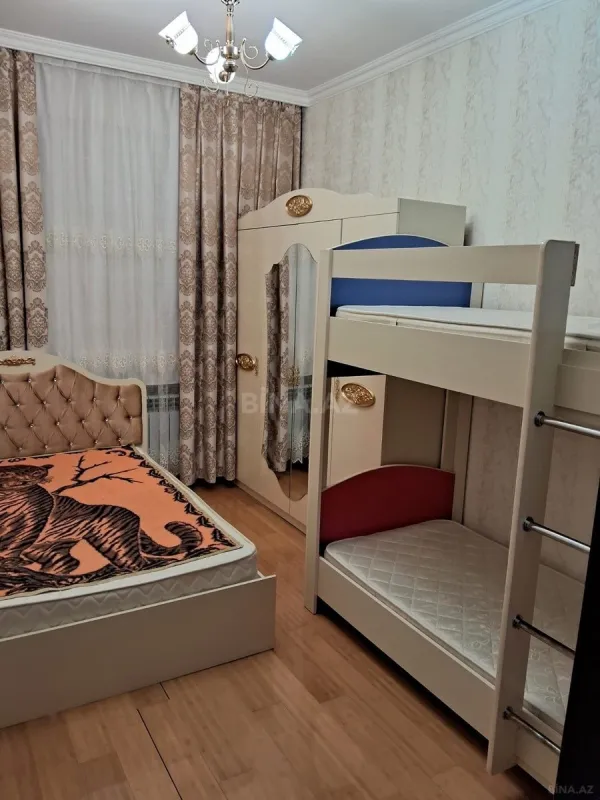 Kirayə verilir 2 otaqlı mənzil 60 m²