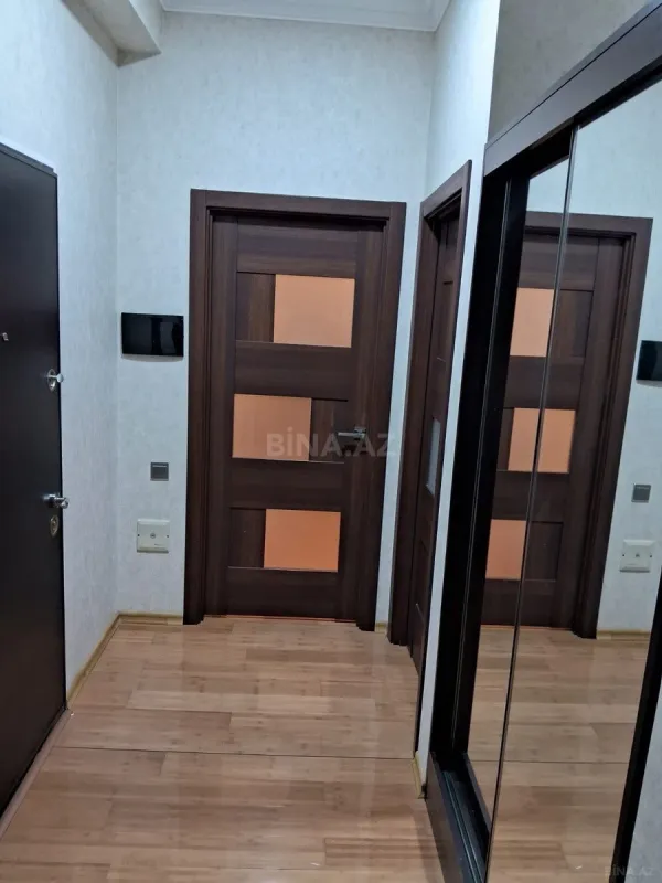 Kirayə verilir 2 otaqlı mənzil 60 m²