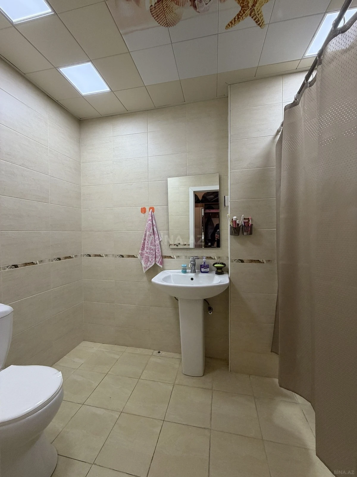 Satılır 2 otaqlı mənzil 60.5 m²