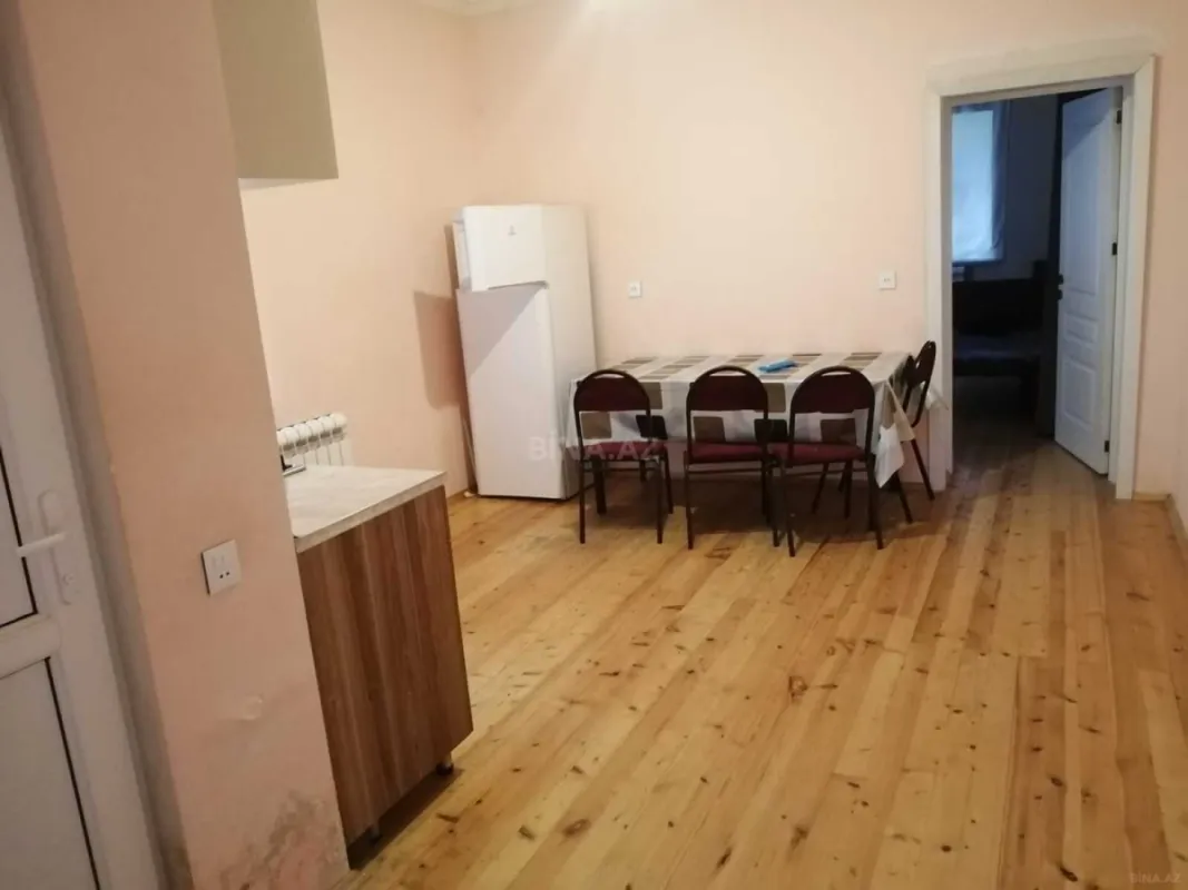 Kirayə verilir 2 otaqlı mənzil 60 m²