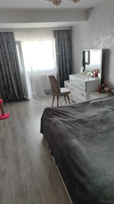 Satılır 2 otaqlı mənzil 70 m²