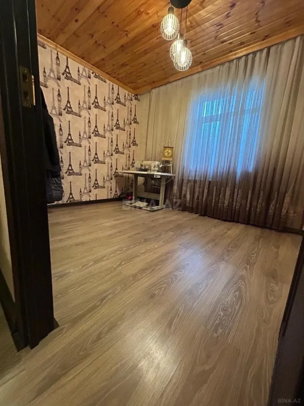 Satılır 4 otaqlı həyət evi 174 m²