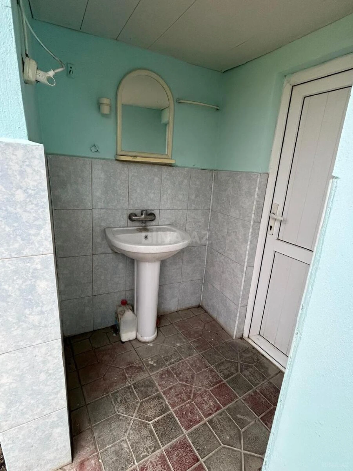 Satılır 4 otaqlı həyət evi 174 m²