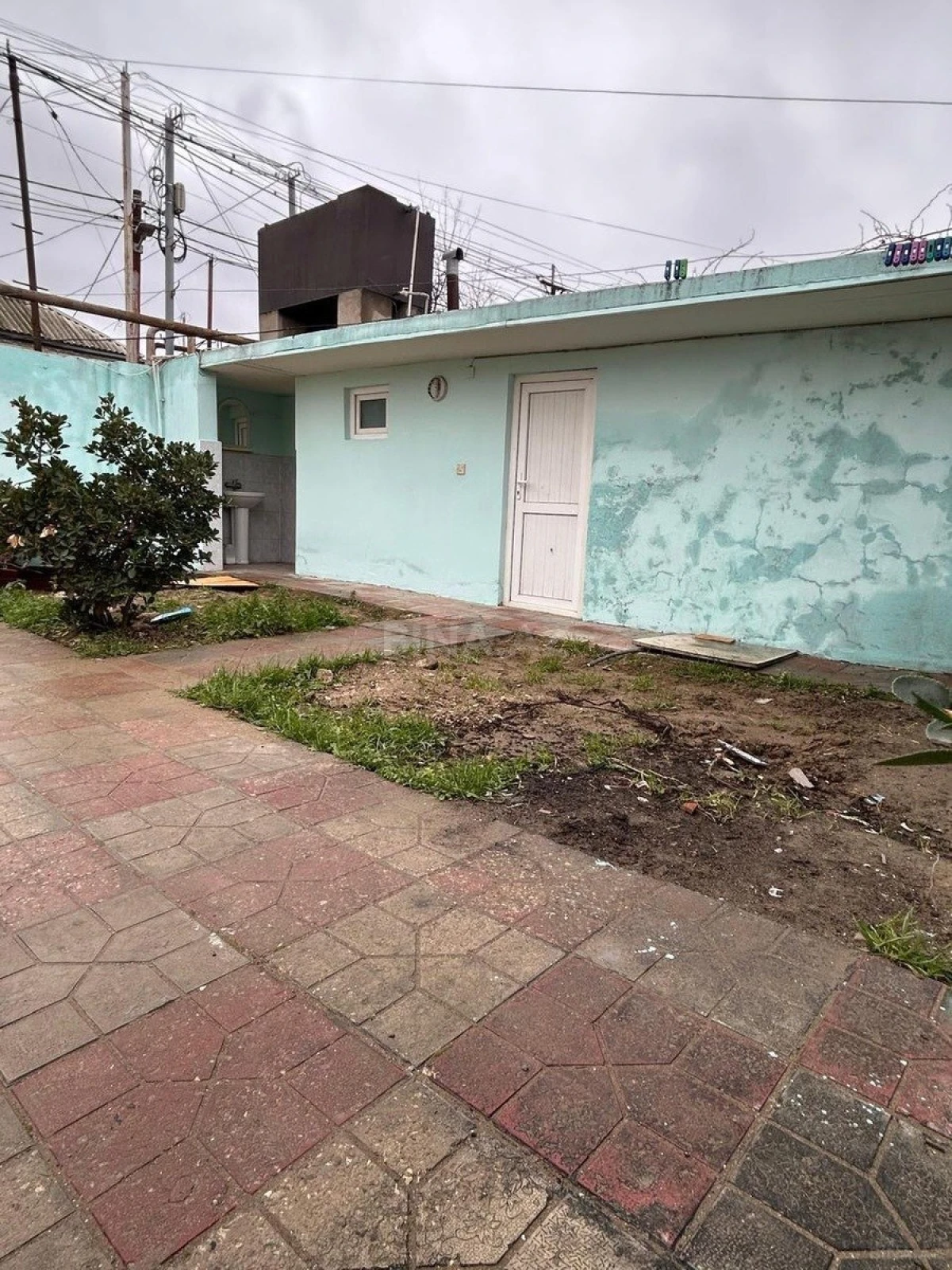 Satılır 4 otaqlı həyət evi 174 m²