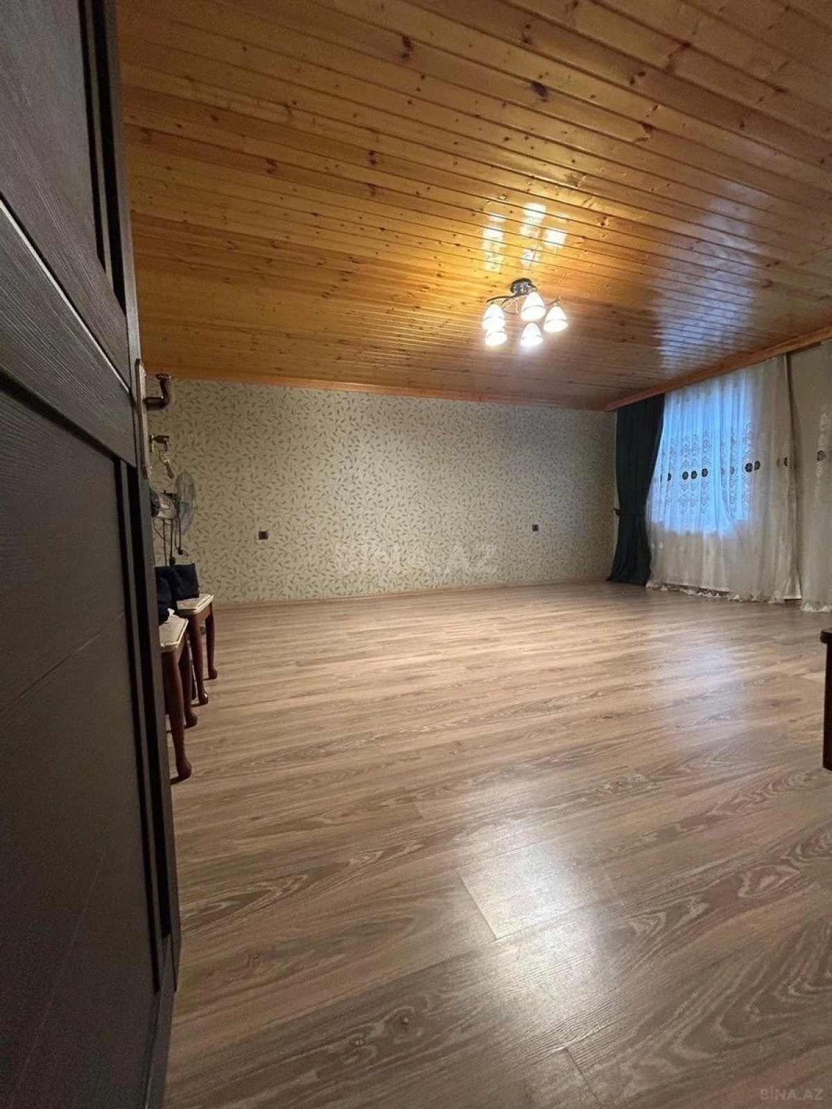 Satılır 4 otaqlı həyət evi 174 m²
