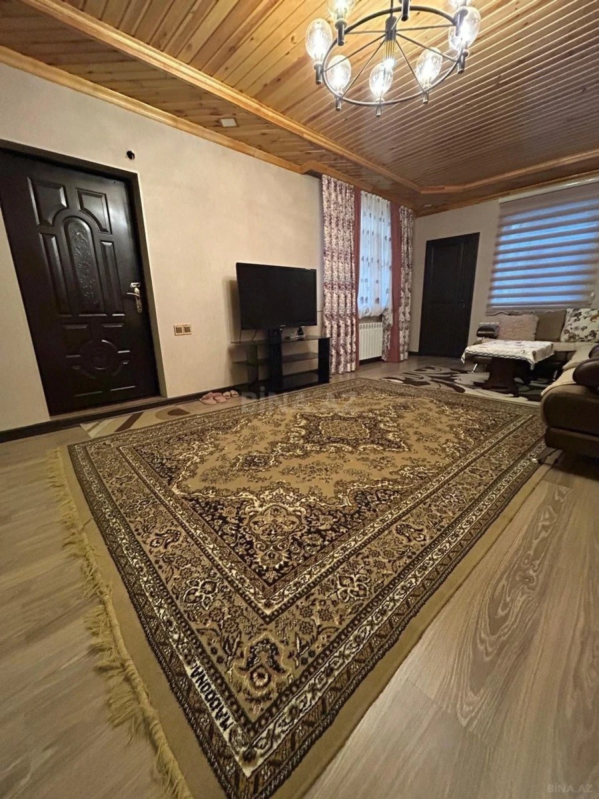 Satılır 4 otaqlı həyət evi 174 m²