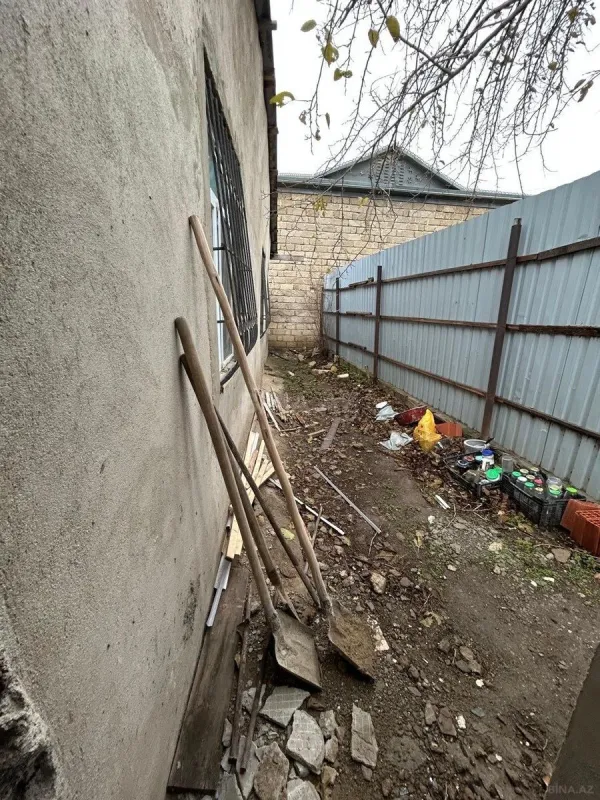 Satılır 4 otaqlı həyət evi 174 m²