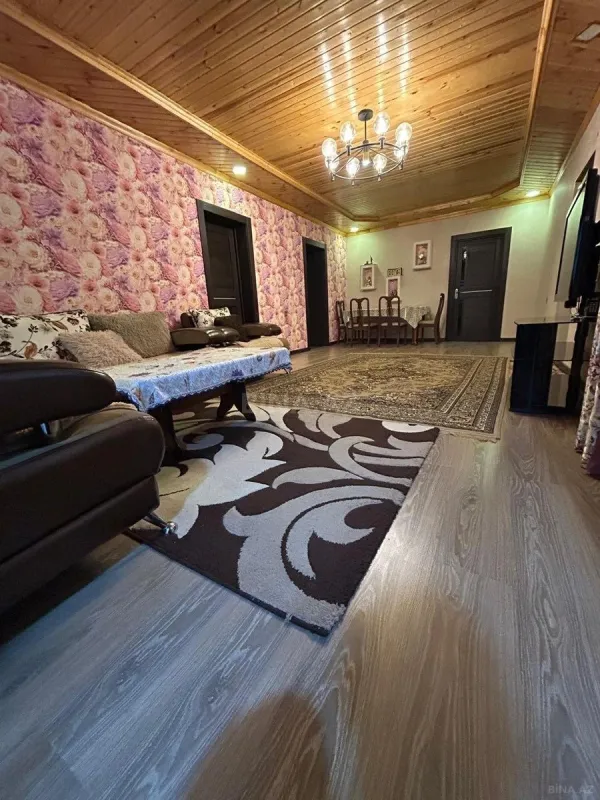 Satılır 4 otaqlı həyət evi 174 m²