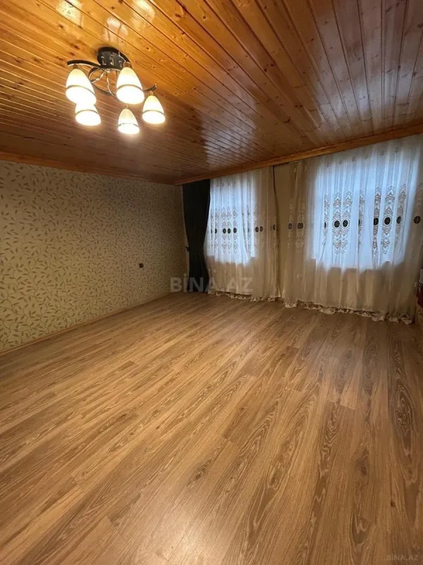 Satılır 4 otaqlı həyət evi 174 m²