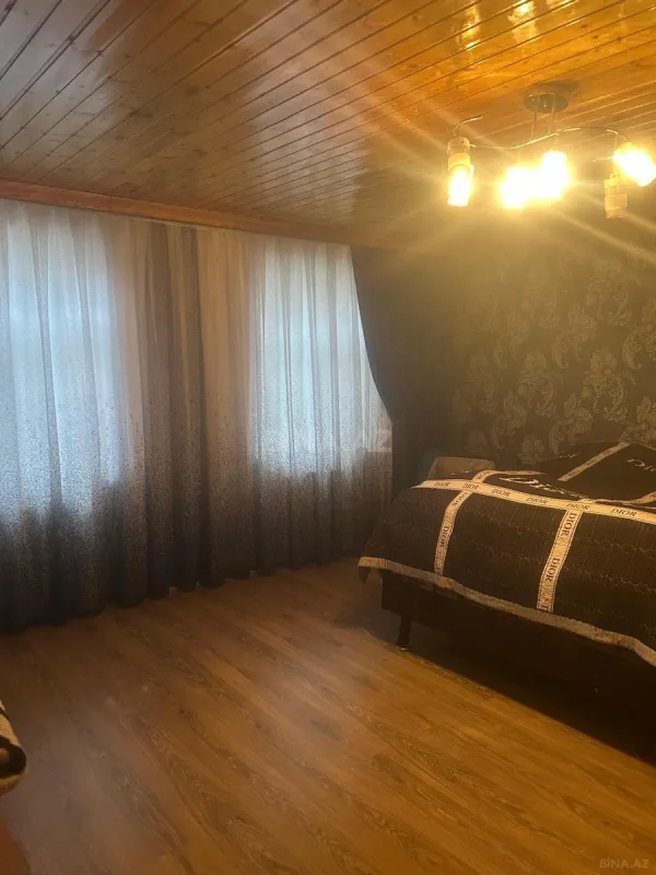 Satılır 4 otaqlı həyət evi 174 m²