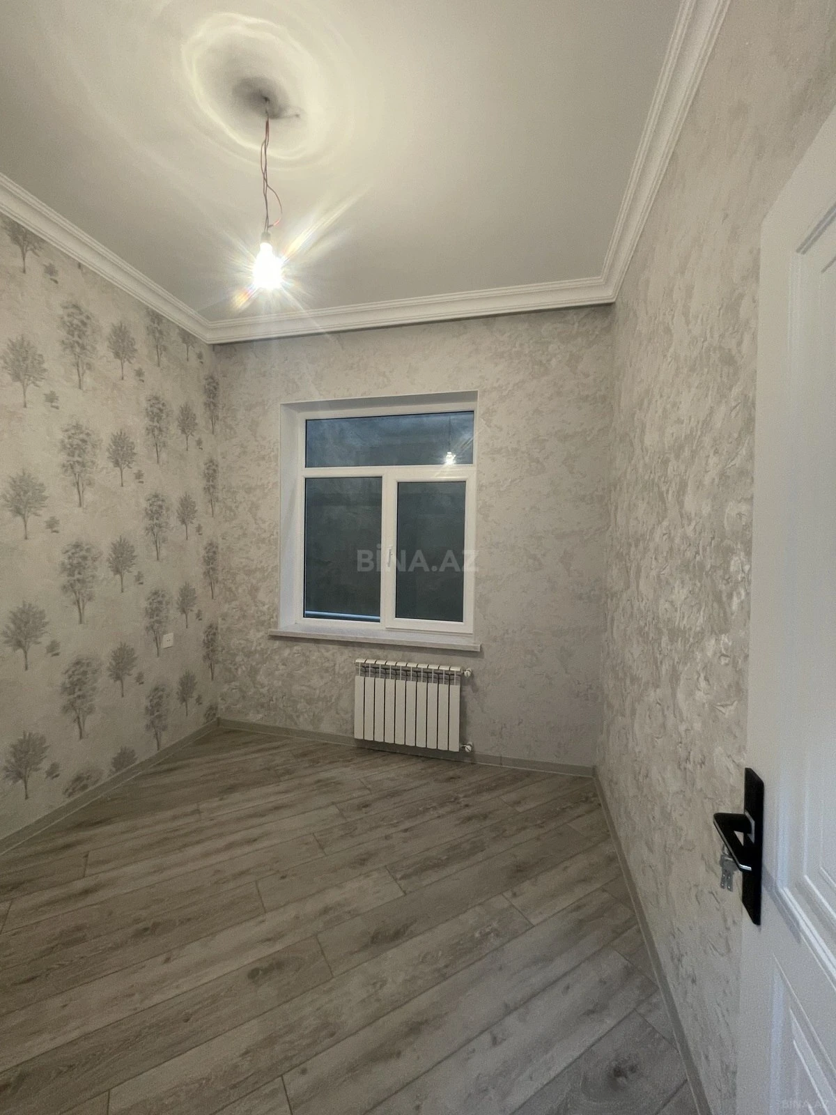 Satılır 5 otaqlı həyət evi 220 m²