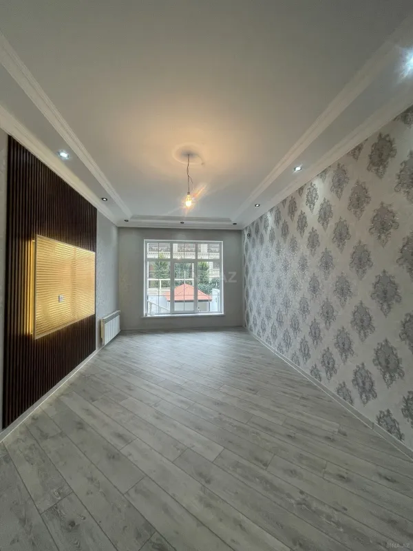 Satılır 5 otaqlı həyət evi 220 m²