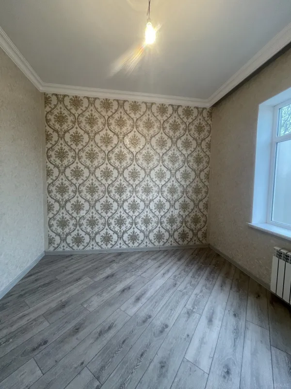 Satılır 5 otaqlı həyət evi 220 m²
