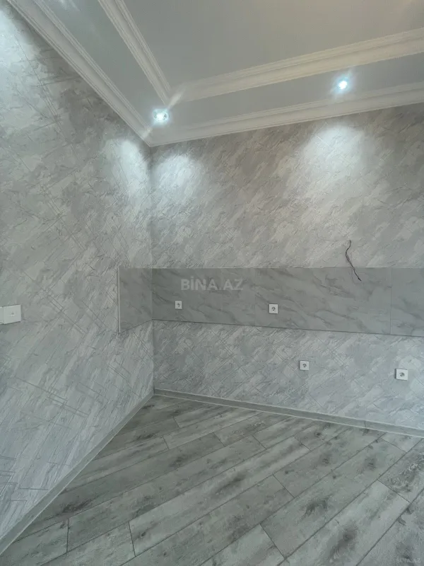 Satılır 5 otaqlı həyət evi 220 m²