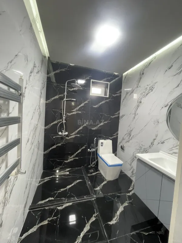 Satılır 5 otaqlı həyət evi 220 m²