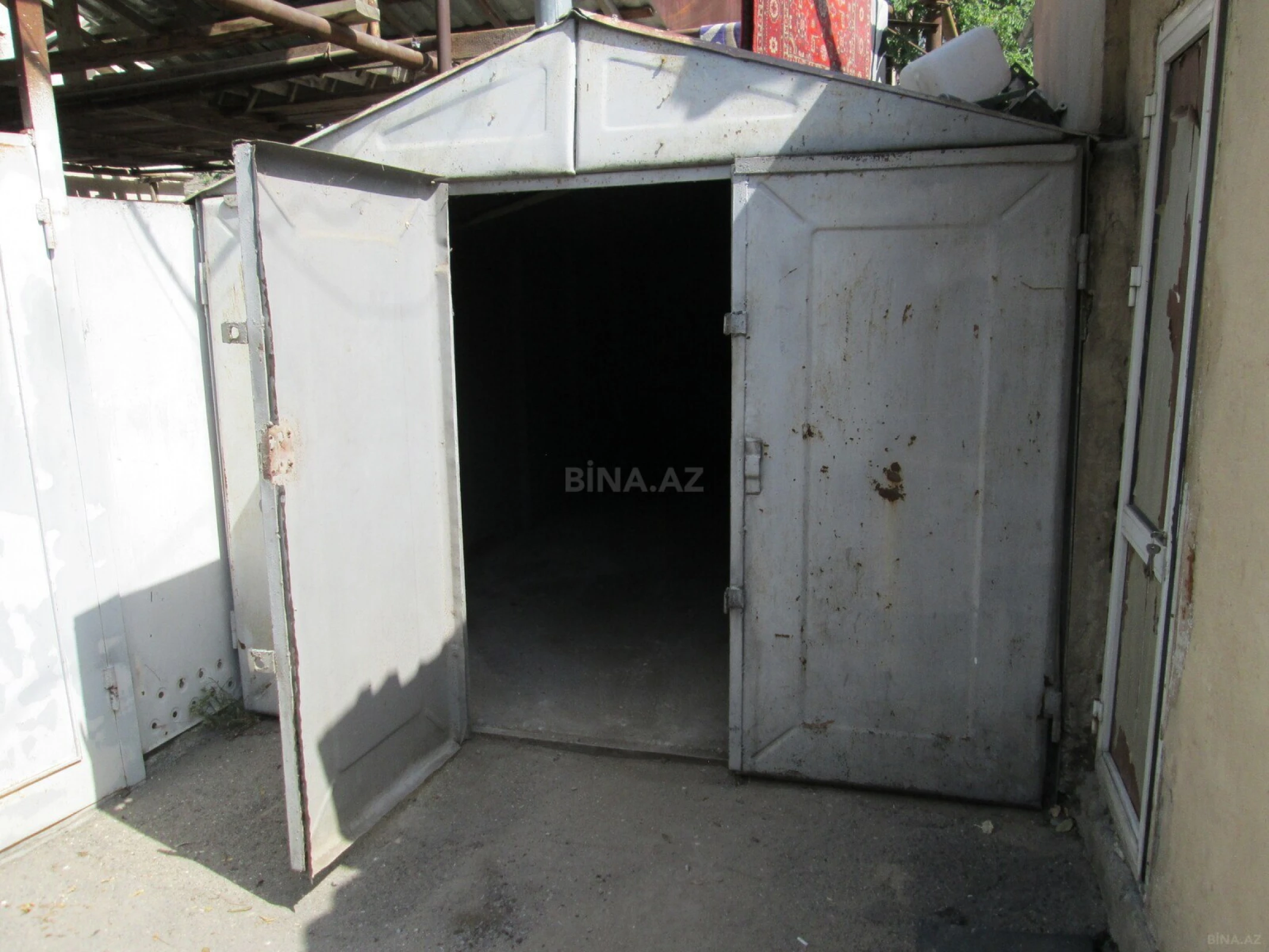 Kirayə verilir qaraj 18 m²