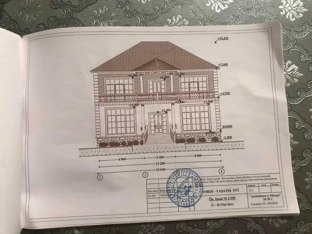 Satılır 6 otaqlı həyət evi 390 m²