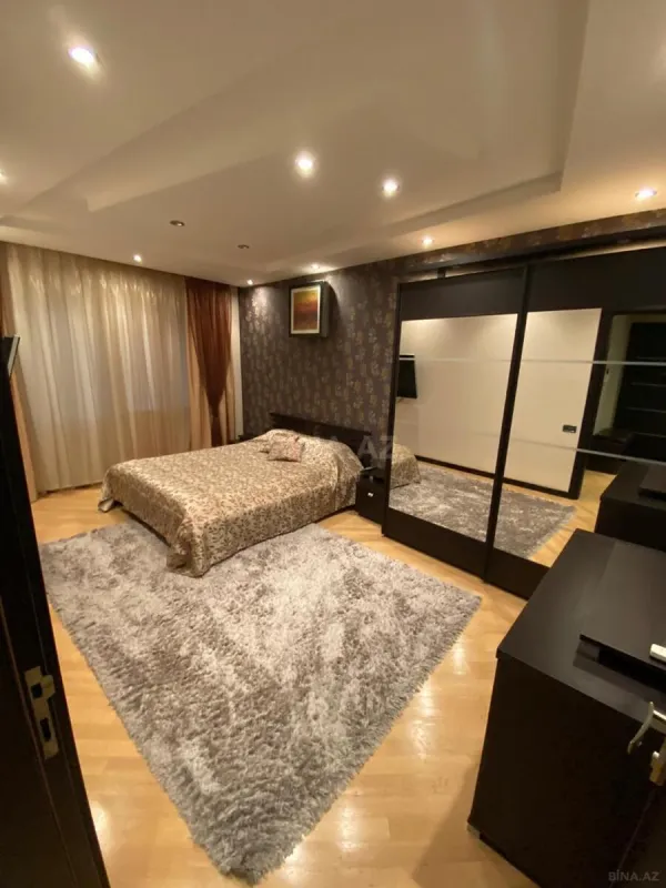 Satılır 3 otaqlı mənzil 97 m²