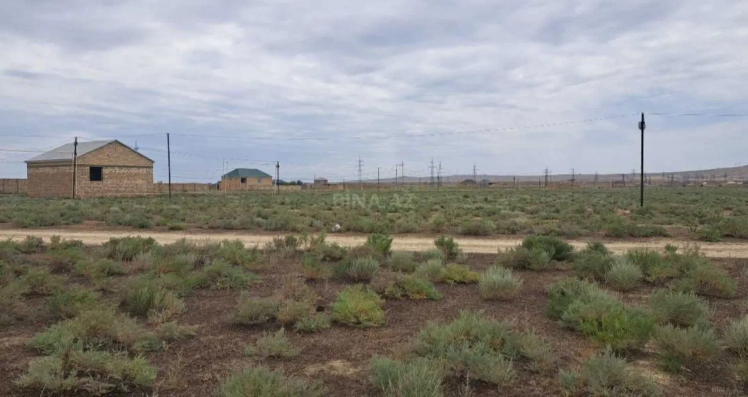 Satılır torpaq sahəsi 12 m²