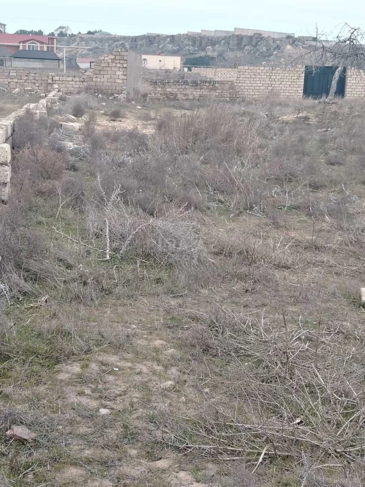 Satılır torpaq sahəsi 12 m²