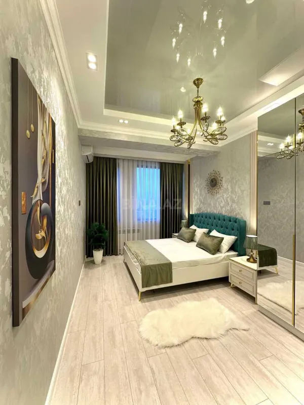 Satılır 2 otaqlı mənzil 95 m²