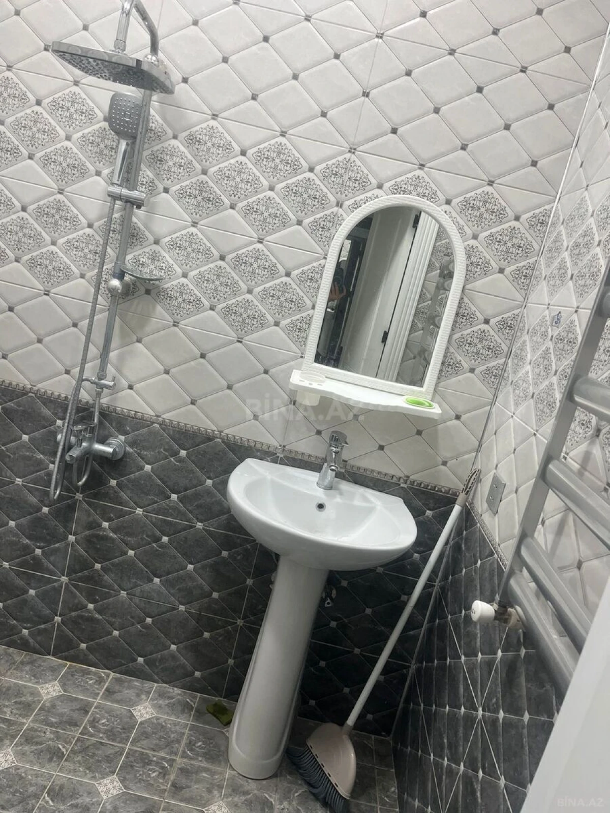 Kirayə verilir 2 otaqlı mənzil 52 m²