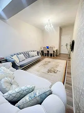 Satılır 2 otaqlı mənzil 75 m²