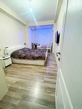 Satılır 2 otaqlı mənzil 75 m²