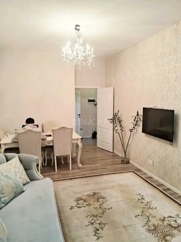 Satılır 2 otaqlı mənzil 75 m²