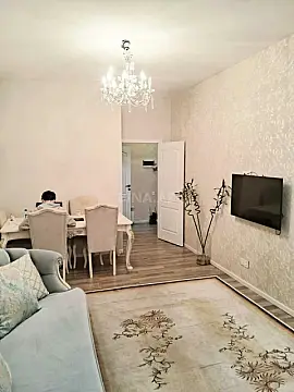 Satılır 2 otaqlı mənzil 75 m²
