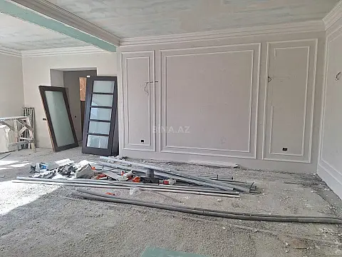 Satılır 6 otaqlı həyət evi 450 m²