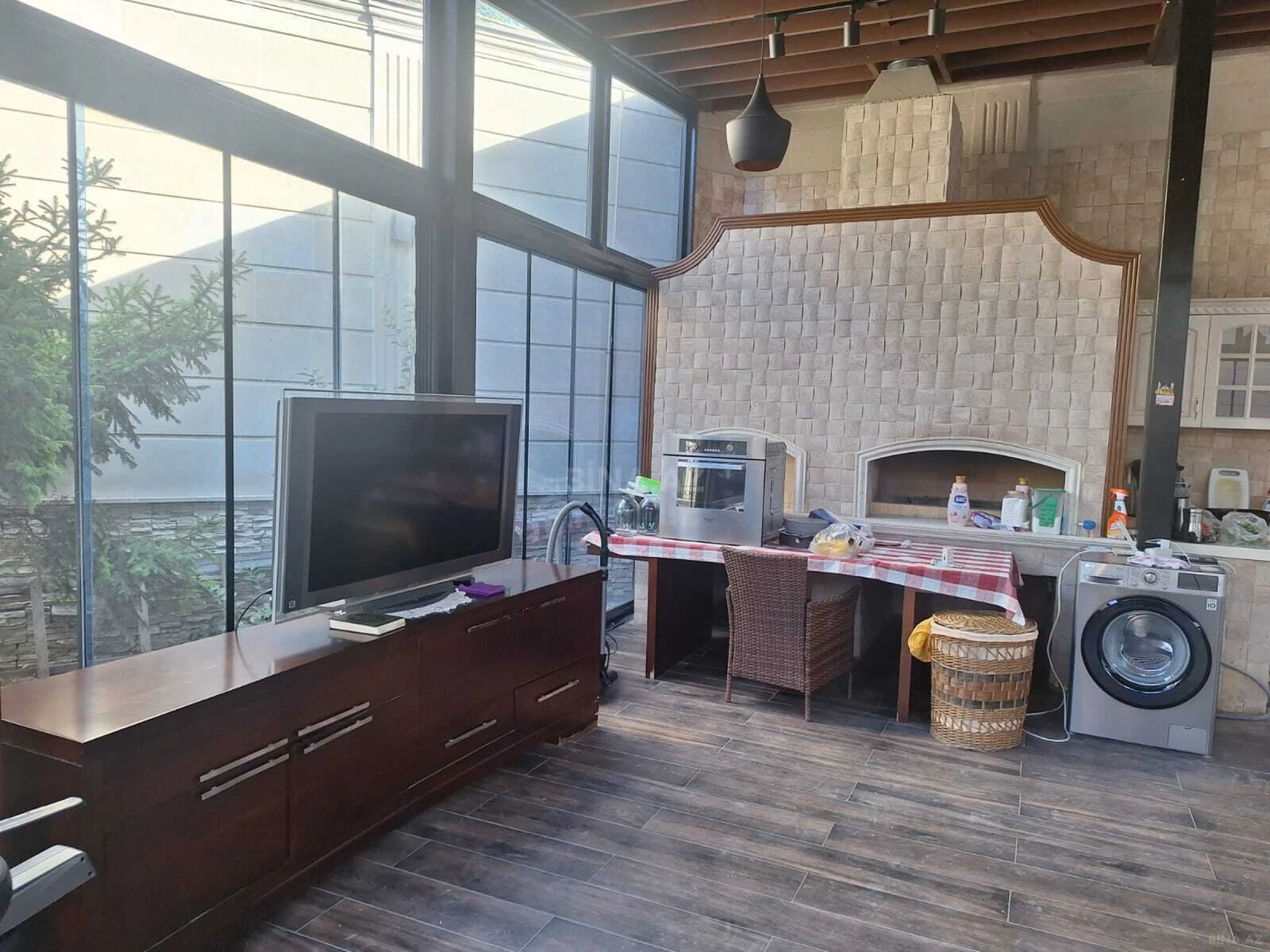Satılır 6 otaqlı həyət evi 450 m²