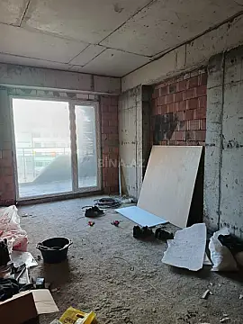 Satılır 2 otaqlı mənzil 124 m²