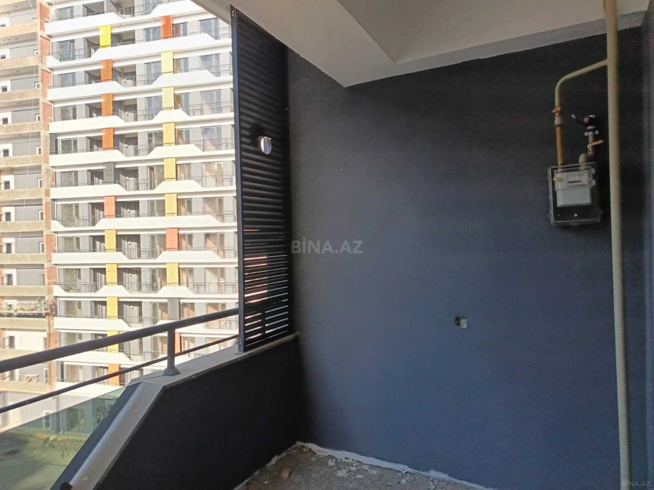Satılır 2 otaqlı mənzil 124 m²