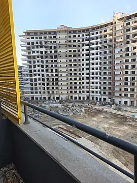 Satılır 2 otaqlı mənzil 124 m²