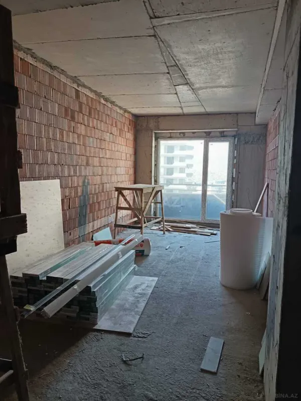 Satılır 2 otaqlı mənzil 124 m²