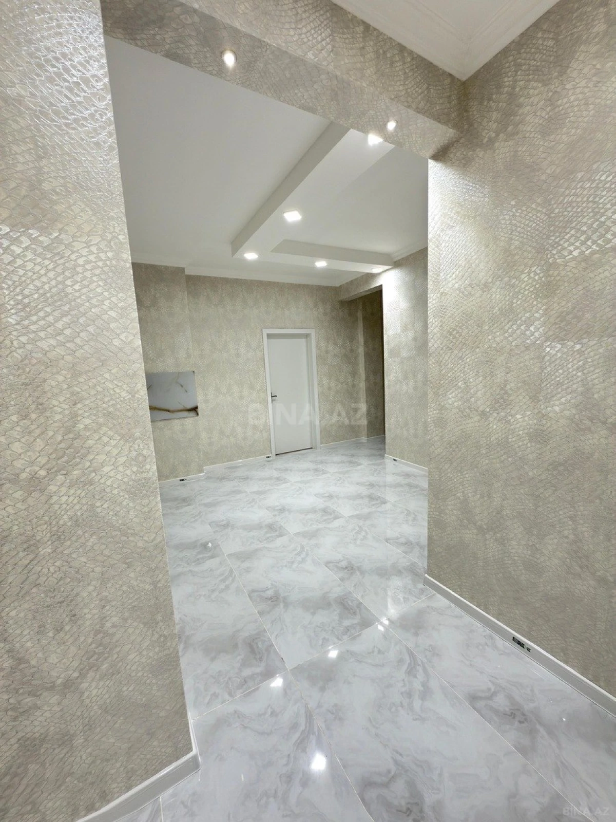 Satılır 3 otaqlı mənzil 90 m²