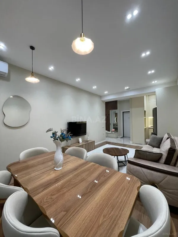 Satılır 2 otaqlı mənzil 65 m²