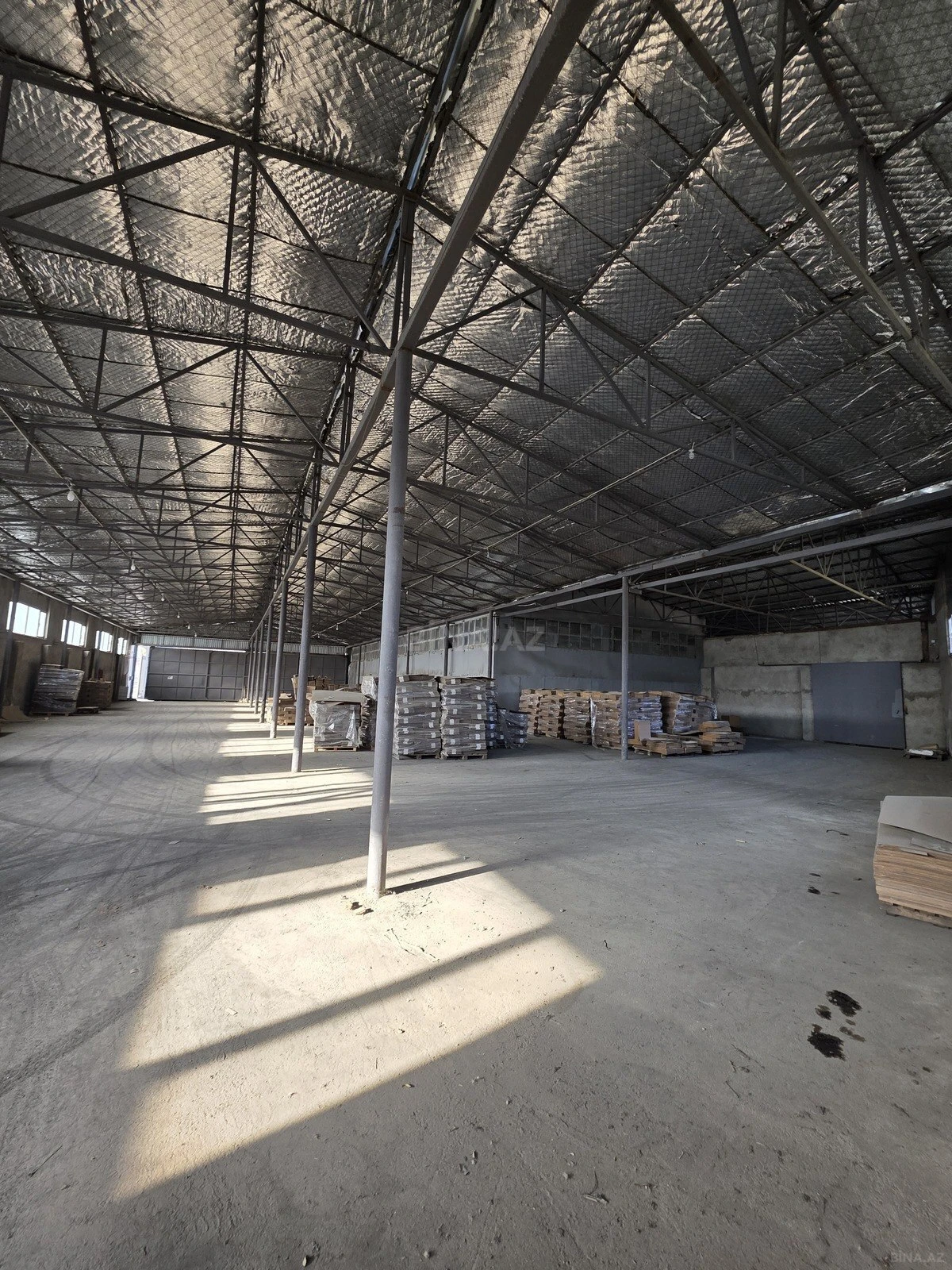 Kirayə verilir obyekt 1000 m²