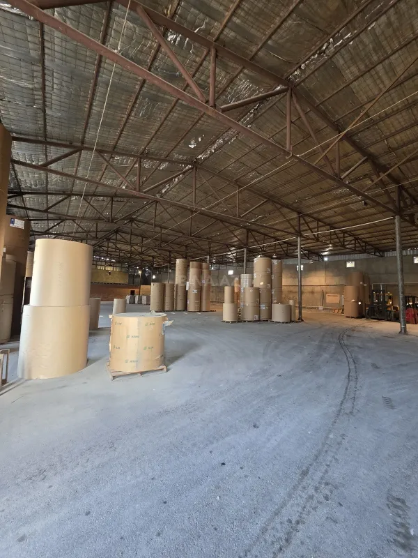 Kirayə verilir obyekt 1000 m²