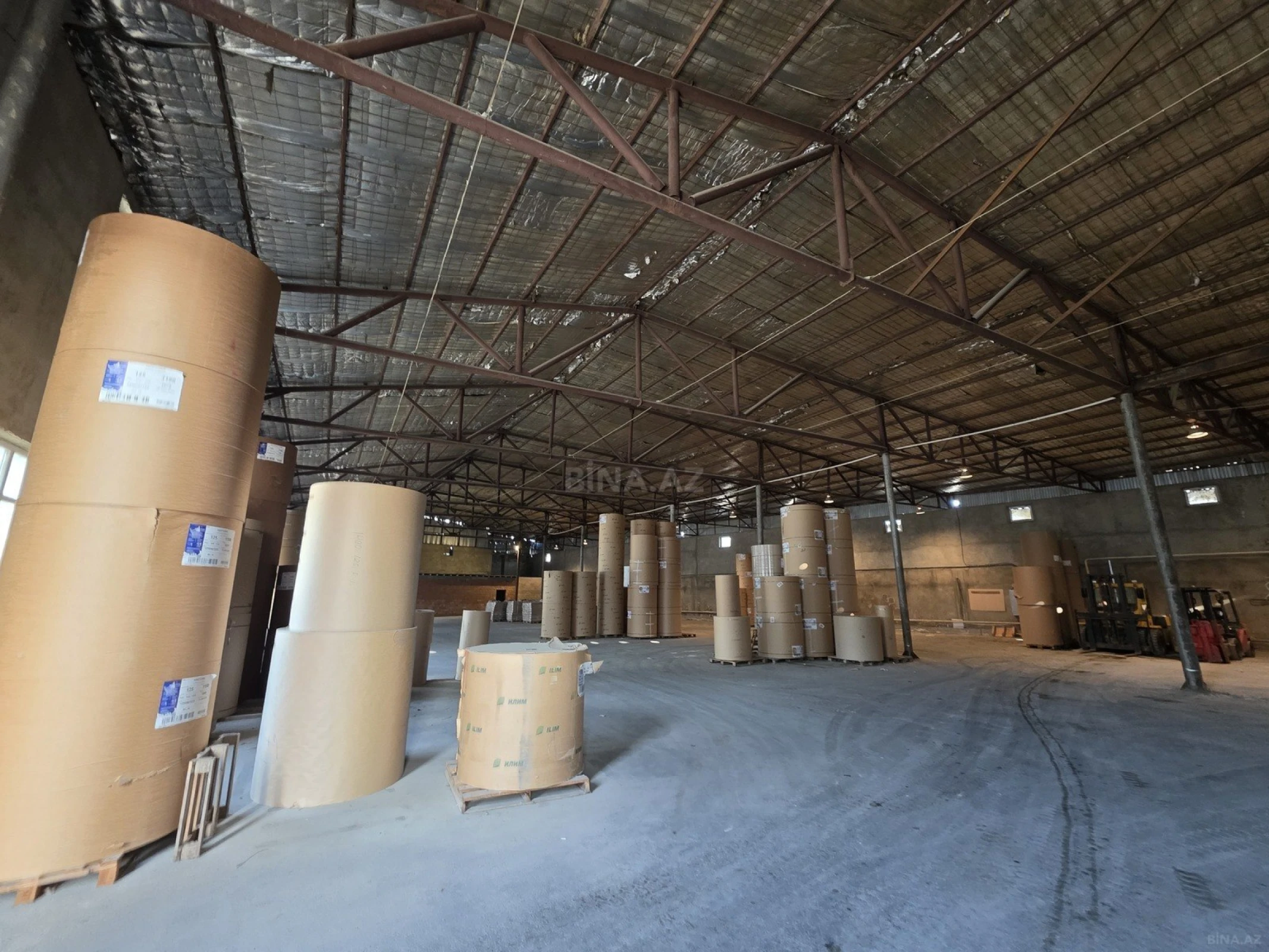 Kirayə verilir obyekt 1000 m²