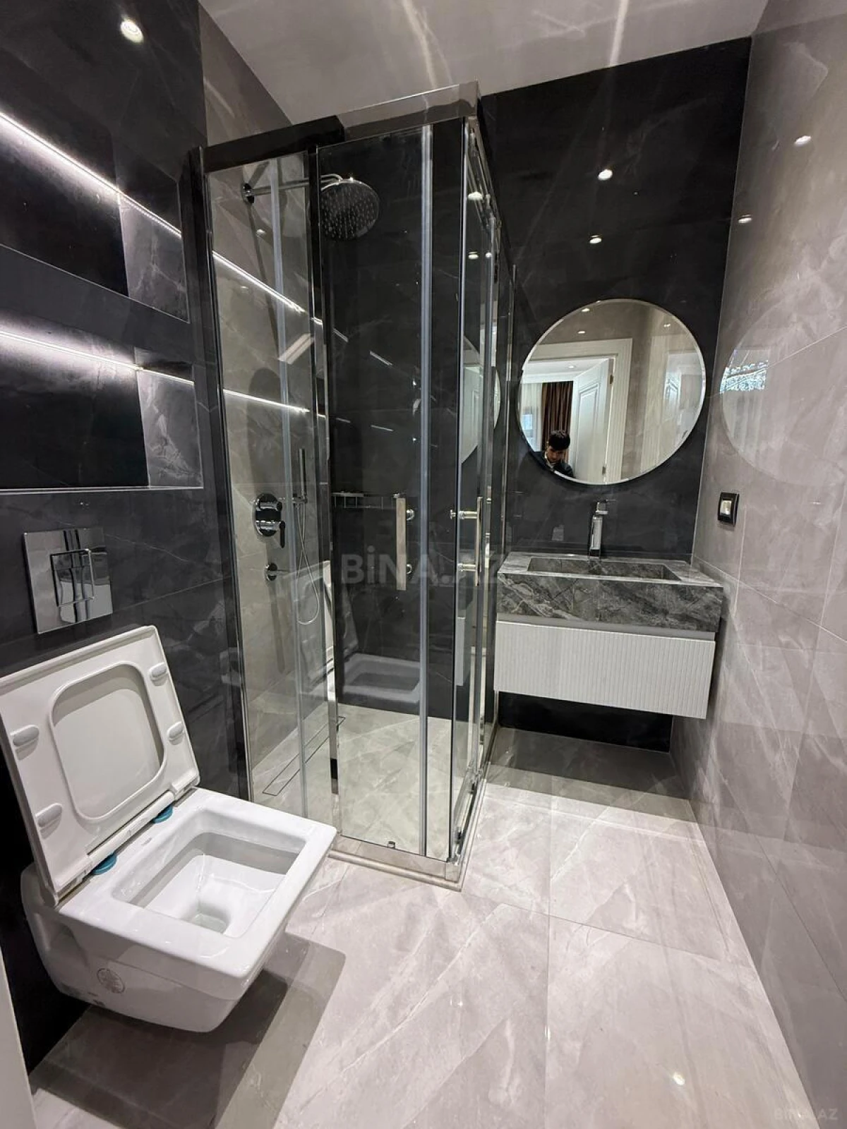 Kirayə verilir 3 otaqlı mənzil 120 m²