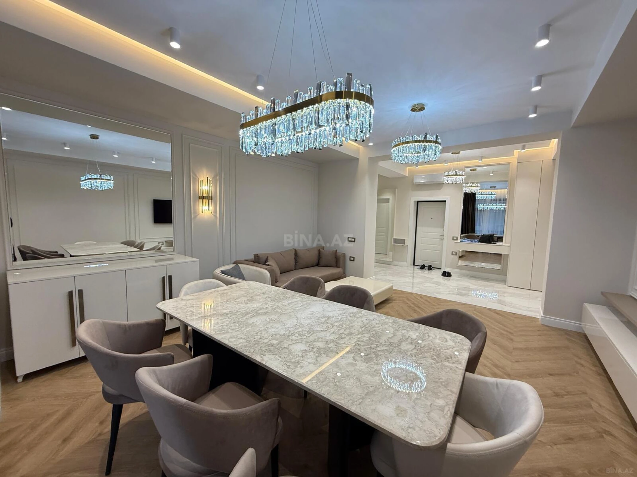 Kirayə verilir 3 otaqlı mənzil 120 m²