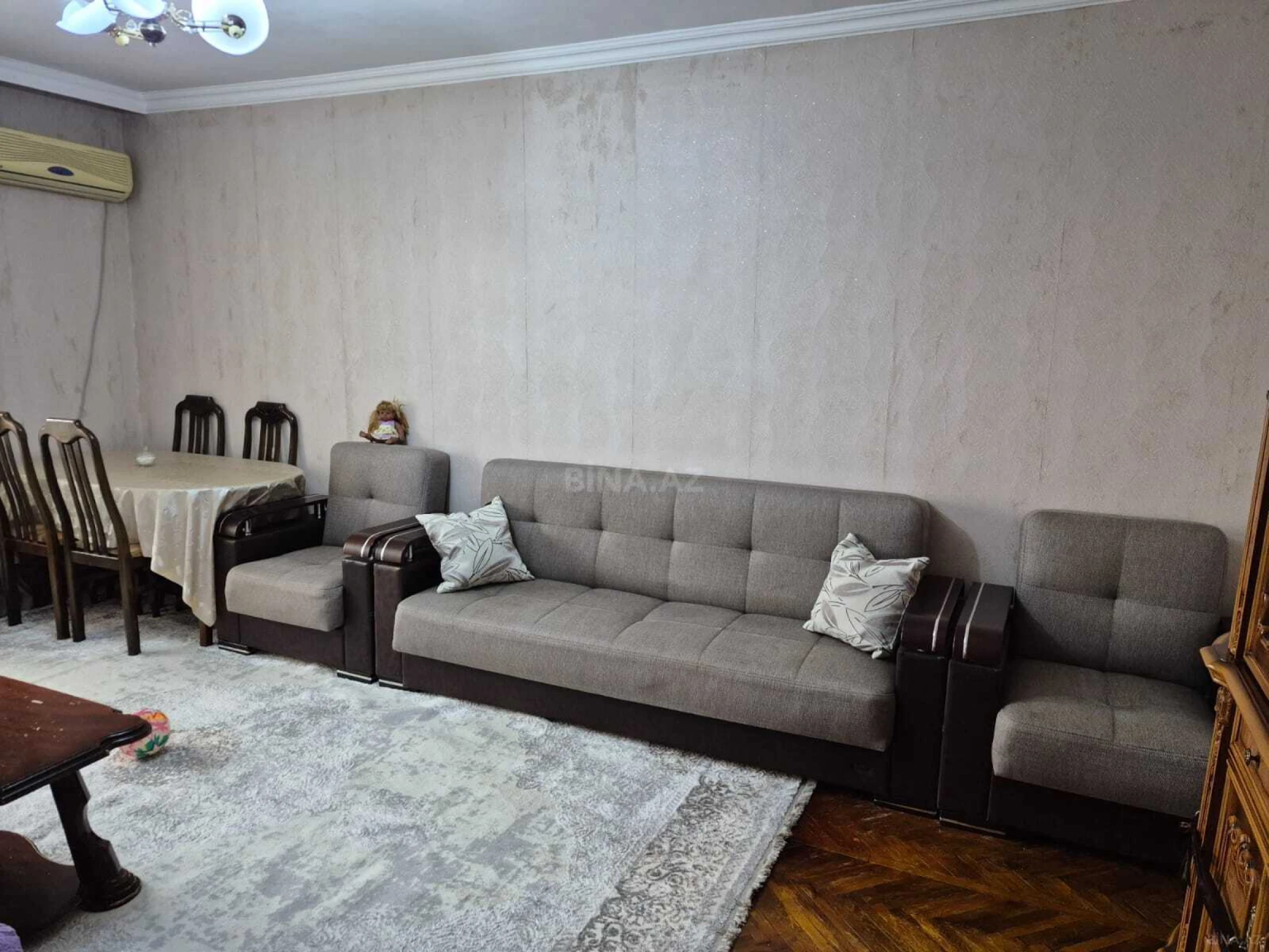 Satılır 2 otaqlı mənzil 60 m²