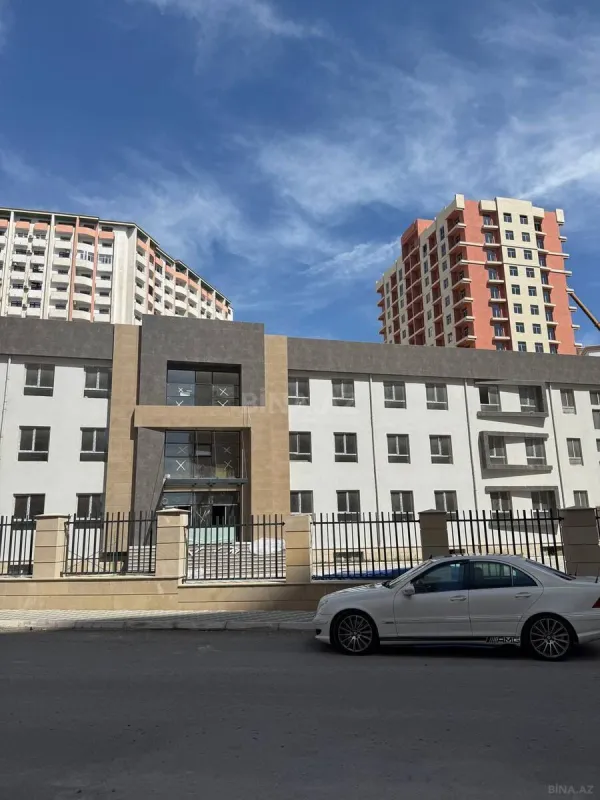 Kirayə verilir 2 otaqlı mənzil 70 m²